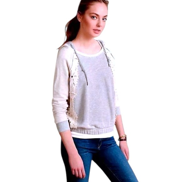 $148 Anthropologie Daisy Lace Top XSmall 0 2 Gray Sweatshirt Hoodie Unique NWT - Picture 3 of 16